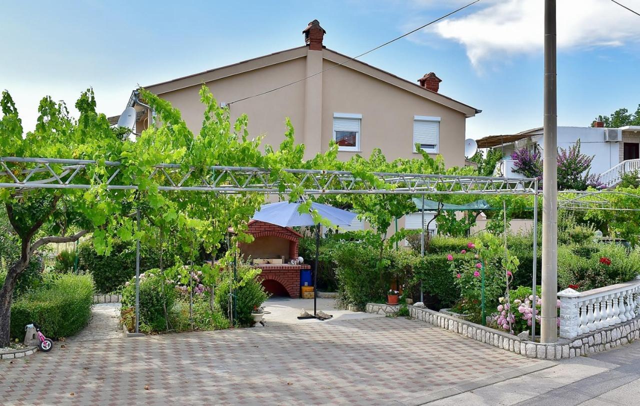 Apartmani Danijela Lopar Exterior foto