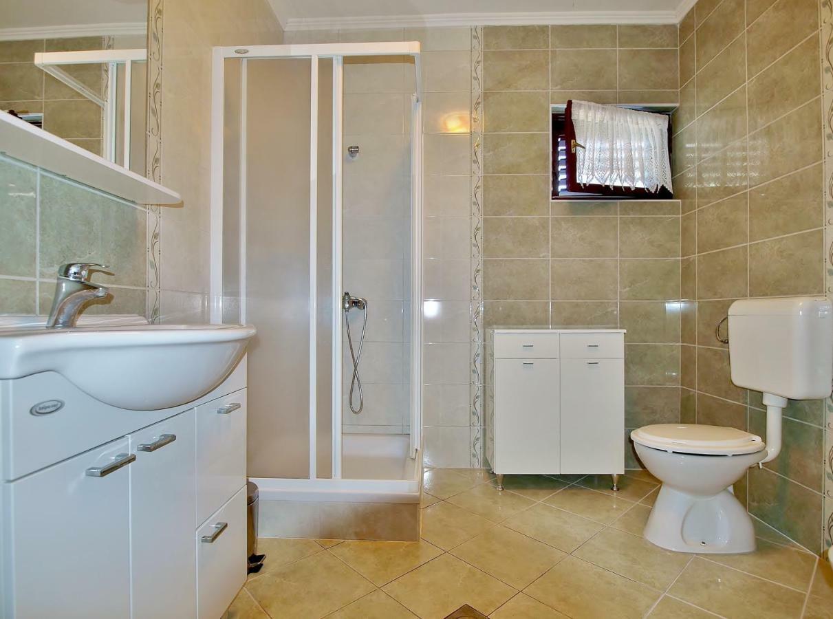 Apartmani Danijela Lopar Exterior foto